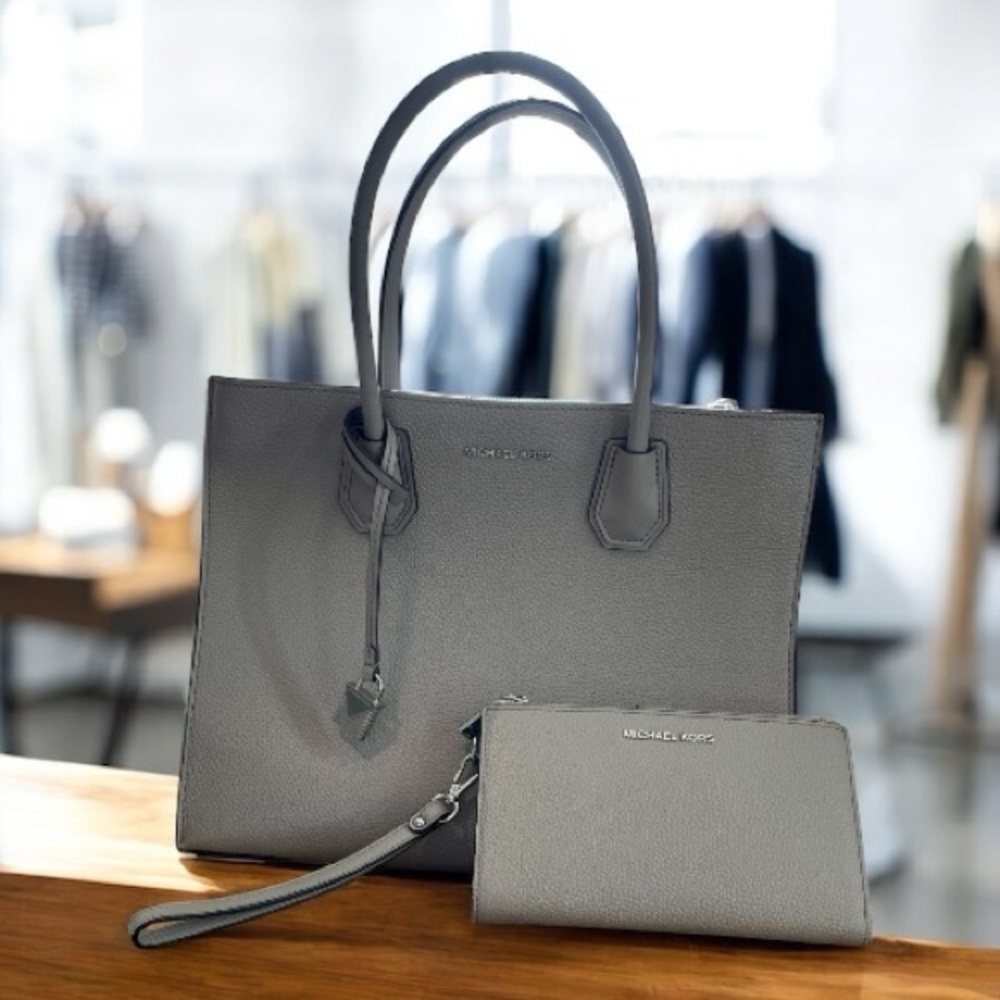 Michael Kors Elegant Gray Tote and Wallet